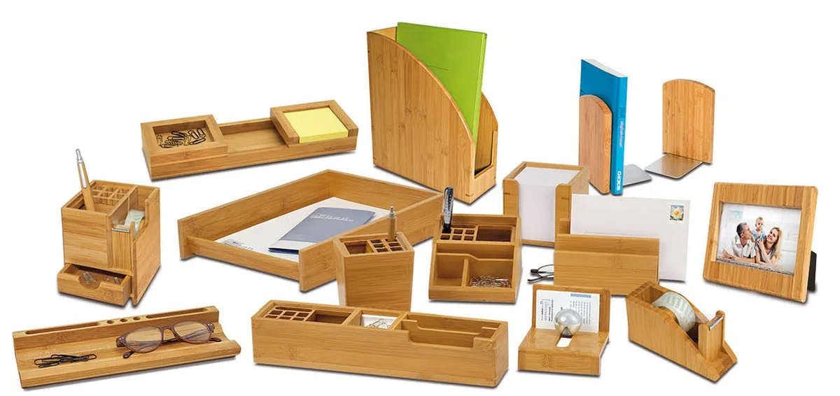 Wedo 61307 Soporte de carta de bambú, 2 compartimentos, dimensiones 14 x 6.2 x 9 cm, en una caja de regalo, marrón
