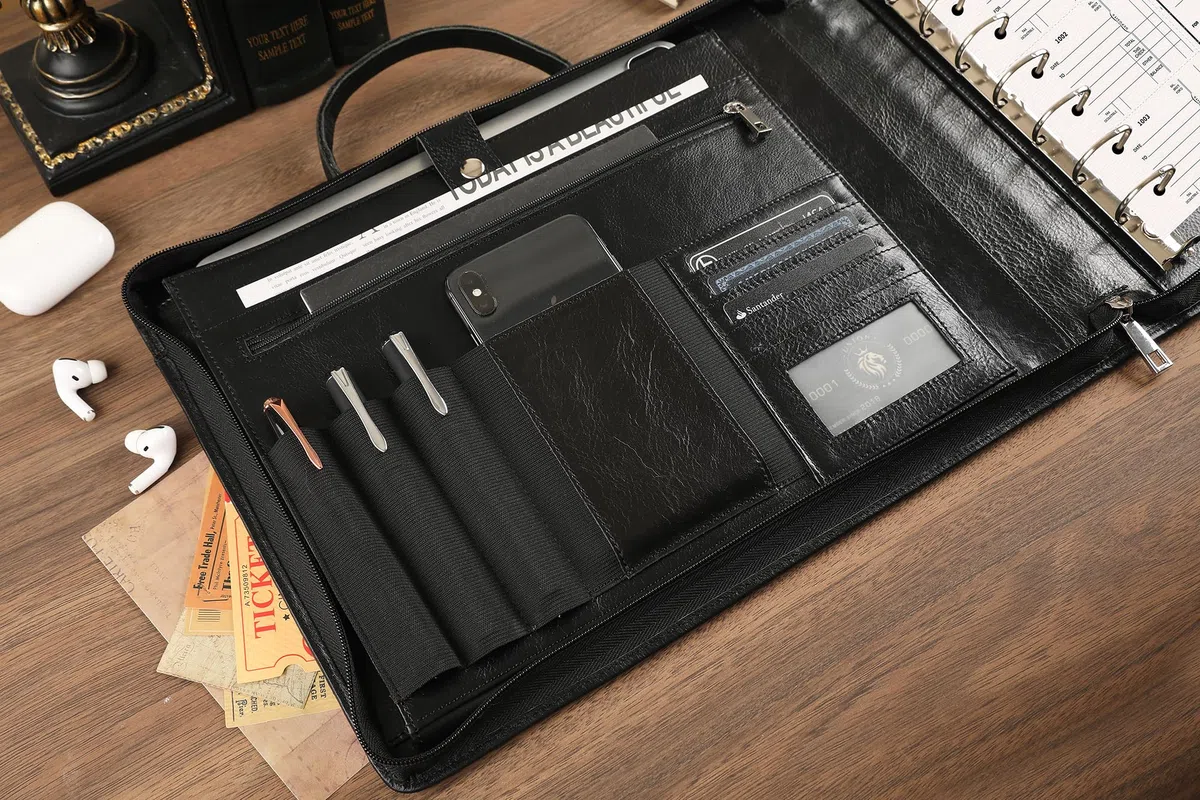 Carpeta de chequera de cuero hecha a mano, carpeta de cheques de 7 anillos con asa, chequeras para cheques de negocios para 3 por página, capacidad para 600 cheques para hojas de 9 x 13 pulgadas