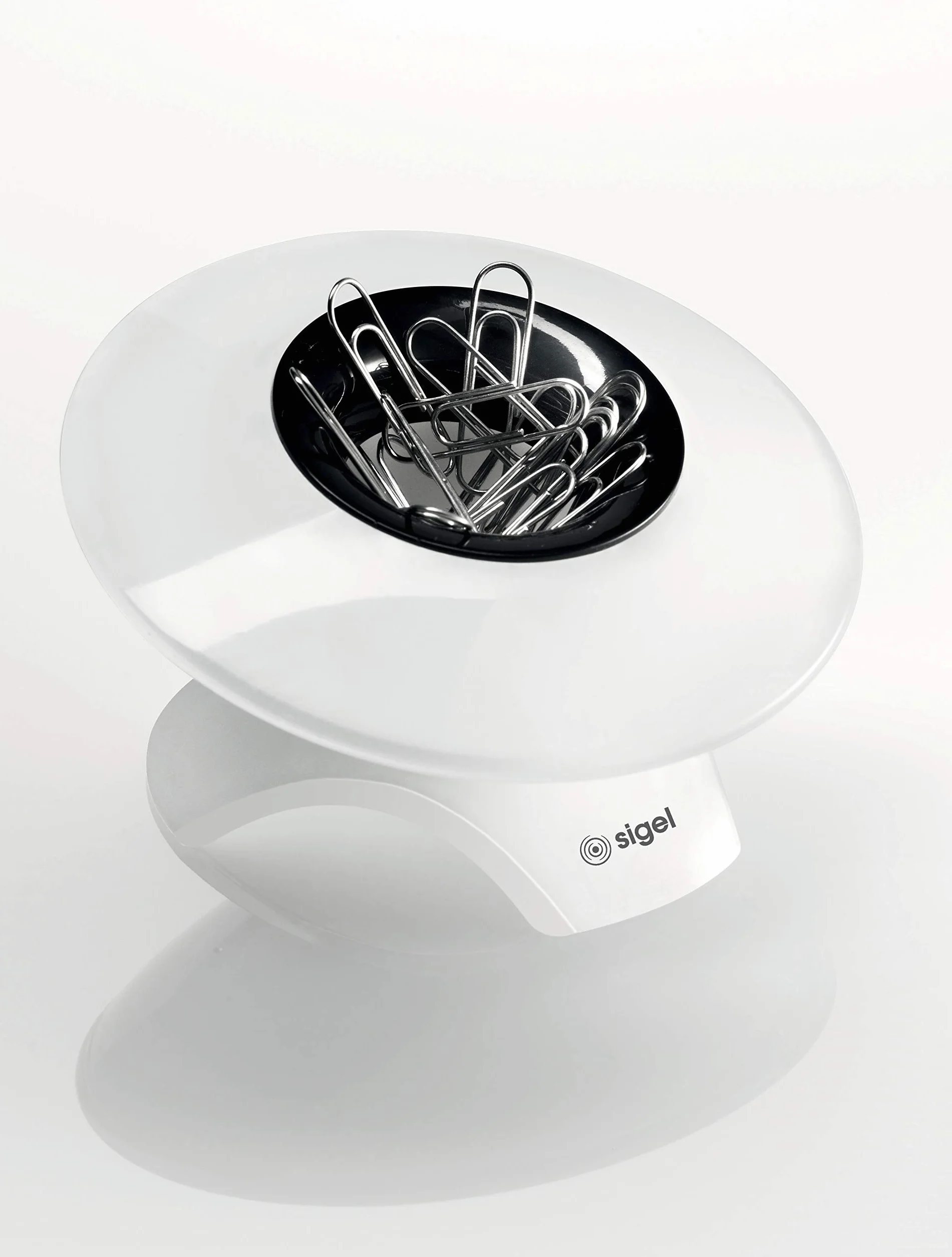 SIGEL SA101 Dispensador de clips de oficina Eyestyle white, blanco/negro, con un magneto central, incluye 50 clips de oficina, 95x55x95 mm