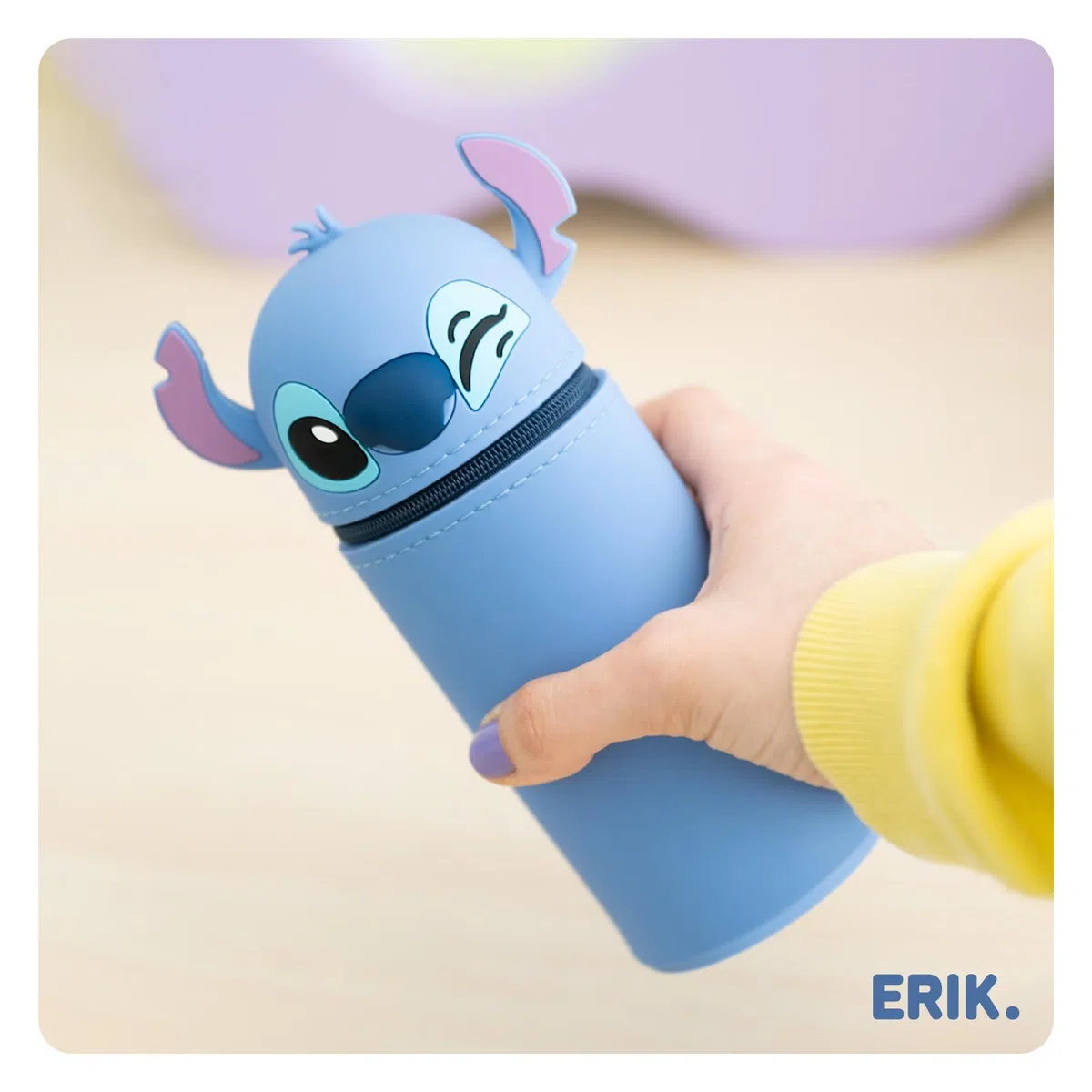 Grupo Erik Estuche Stitch - Estuche Escolar pequeño de Silicona para niñas y niños │Stitch Regalos │ Vuelta al Cole : Material Escolar y papeleria │ Extensible, Impermeable y con Cremallera