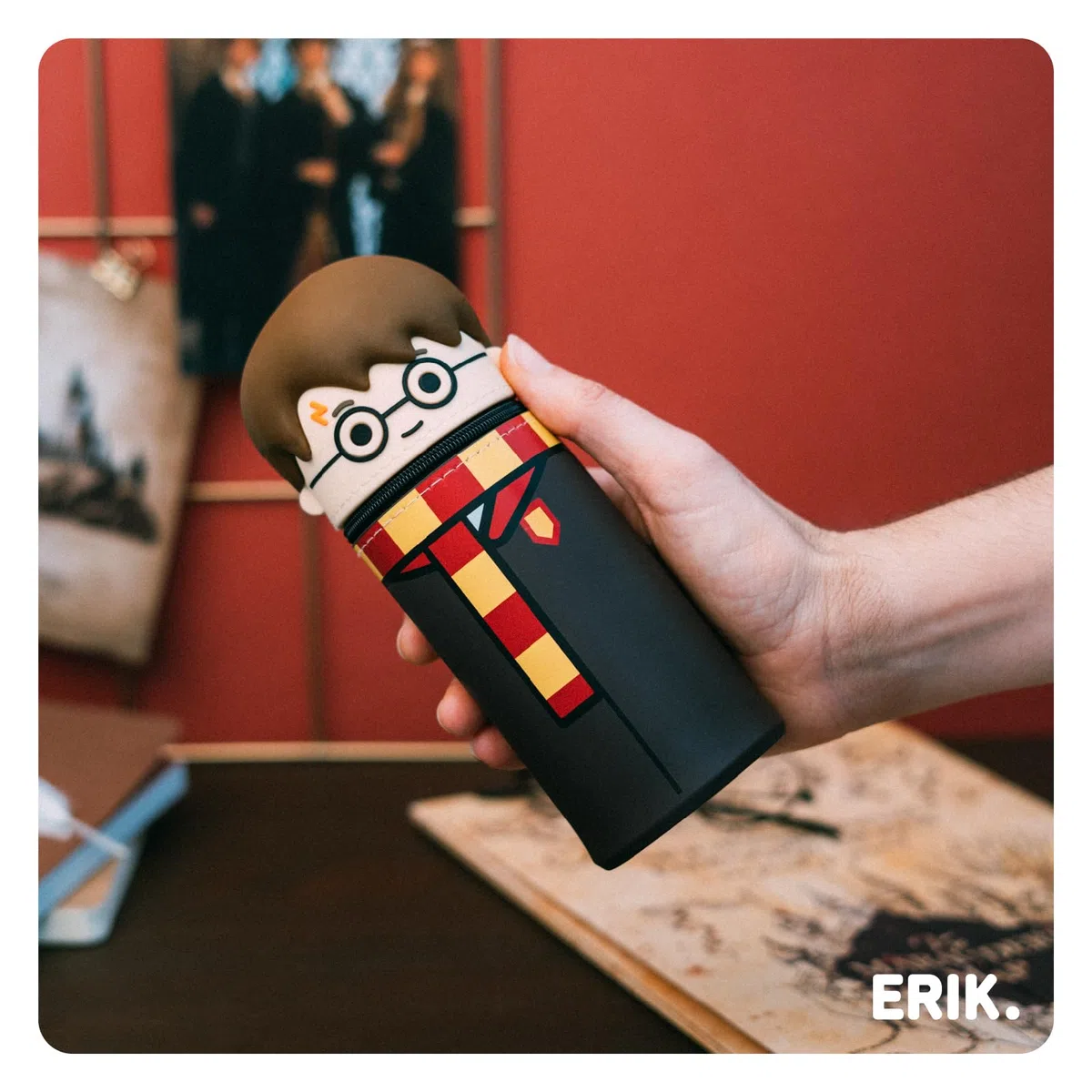 Grupo Erik Estuche Harry Potter - Estuche Escolar pequeño de Silicona para niñas y niños │ Vuelta al Cole : Material Escolar y papeleria │ Extensible, Impermeable y con Cremallera